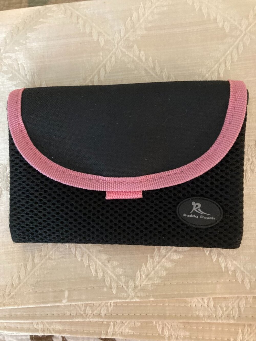 BUDDY POUCH --MAGNETIC